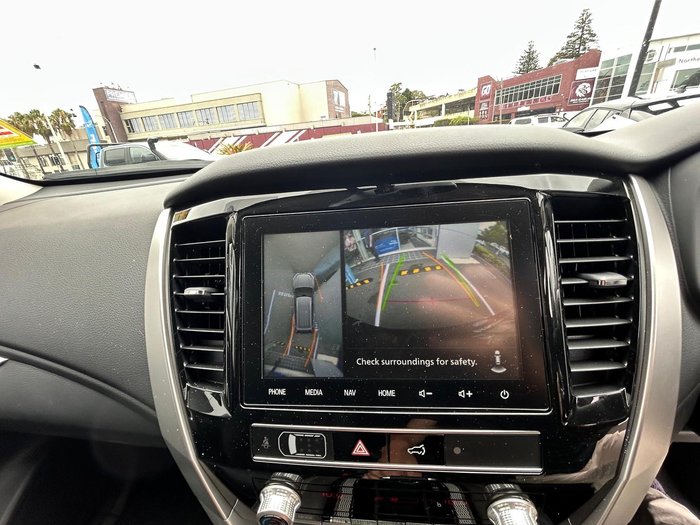 2024 Mitsubishi Pajero Sport Exceed