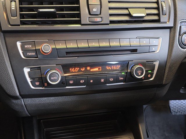 2011 BMW 1 Series 118i