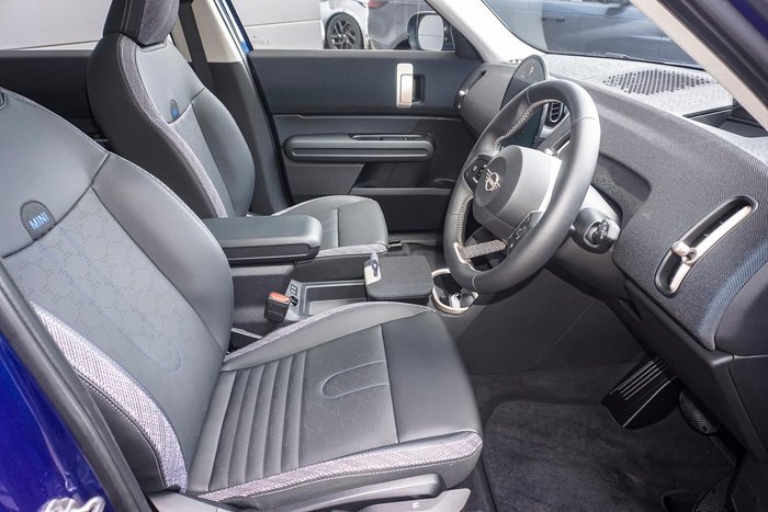 2024 MINI Countryman E Classic