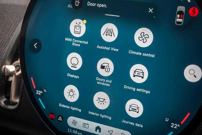 2024 MINI Countryman C Classic