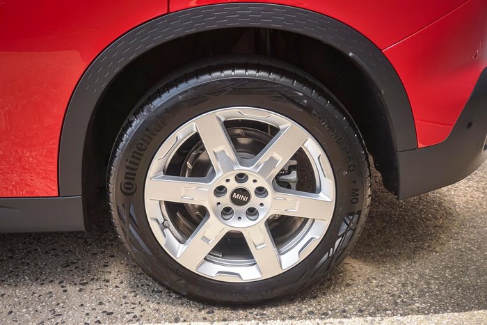 2024 MINI Countryman C Classic