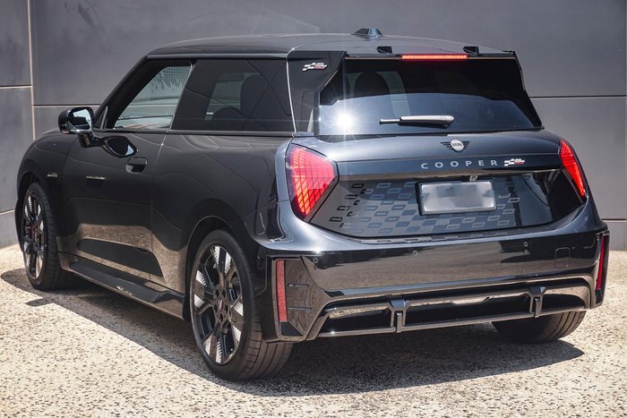 2025 MINI Cooper JCW E Favoured