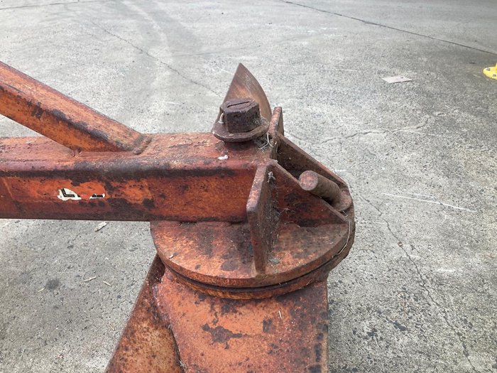 1984 Muller 6 Foot Linkage Grader Blade