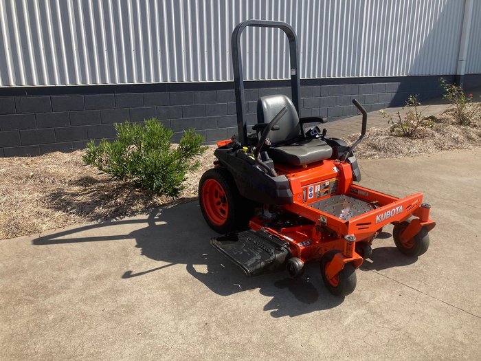 2013 Kubota Zg124e