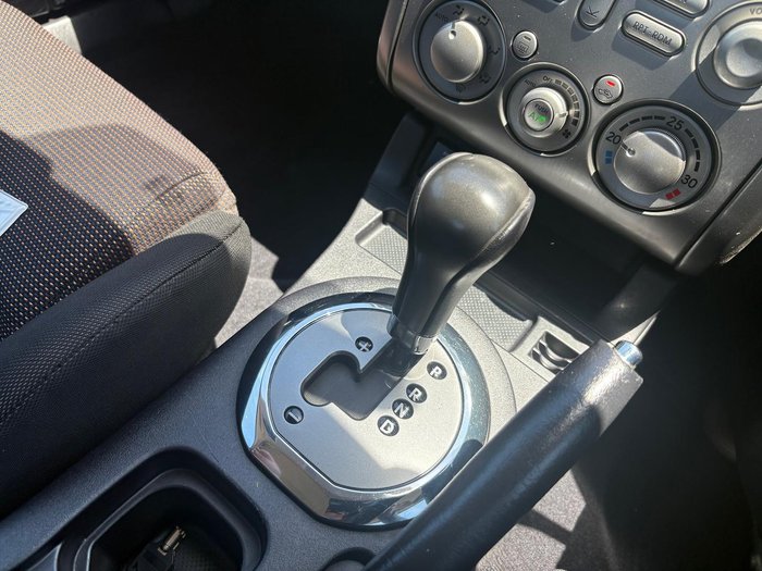 2006 Mitsubishi 380 VR-X DB Platinum