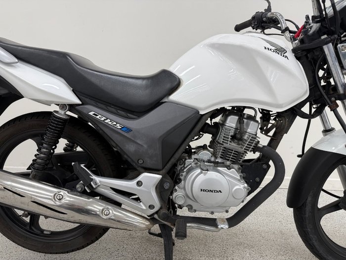 2018 Honda CB125E White