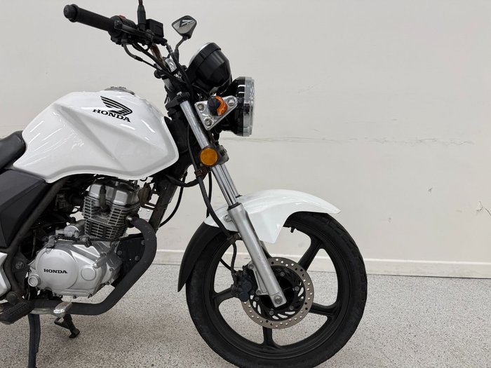 2018 Honda CB125E White