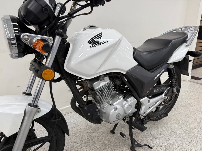2018 Honda CB125E White