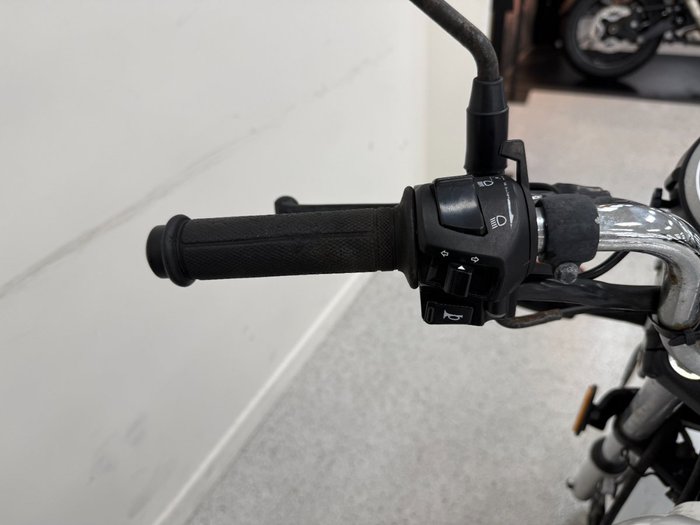 2018 Honda CB125E White