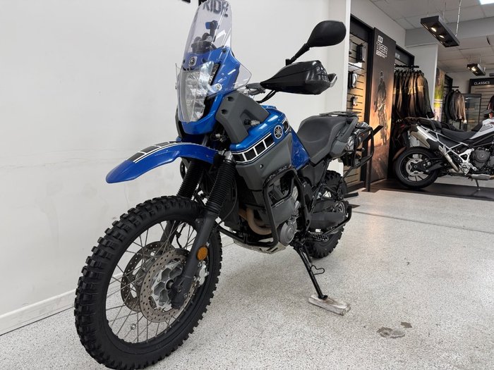2011 YAMAHA XT660Z TENERE BLUE/BLACK