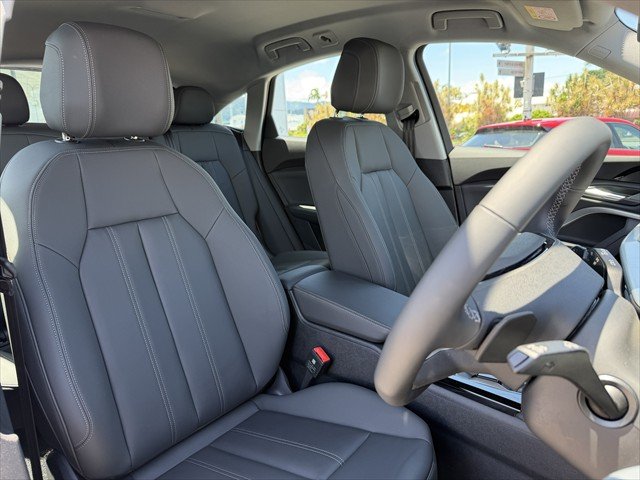 2025 Audi Q5 TFSI 150kW