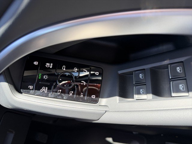 2025 Audi Q5 TFSI 150kW