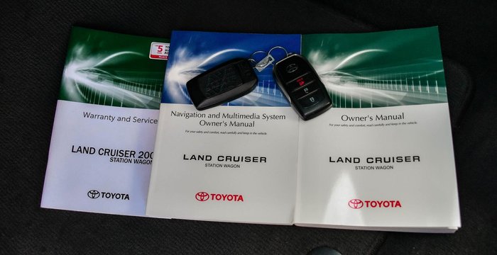 2020 Toyota Landcruiser VX