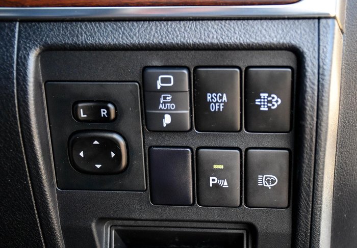 2020 Toyota Landcruiser VX