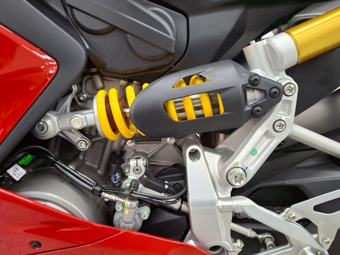 2025 DUCATI PANIGALE V2 Red