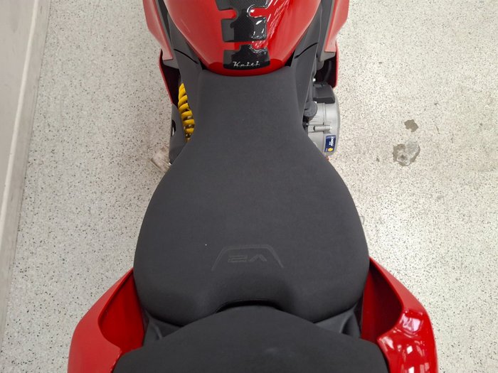 2025 DUCATI PANIGALE V2 Red