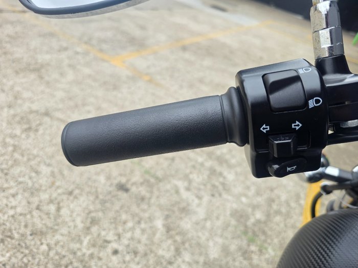 2021 Kawasaki VULCAN 900 (VN900) CUSTOM ORANGE