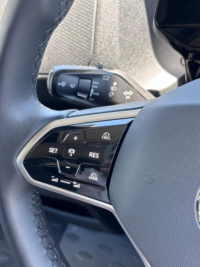 2025 Volkswagen ID. Buzz Cargo BEV550