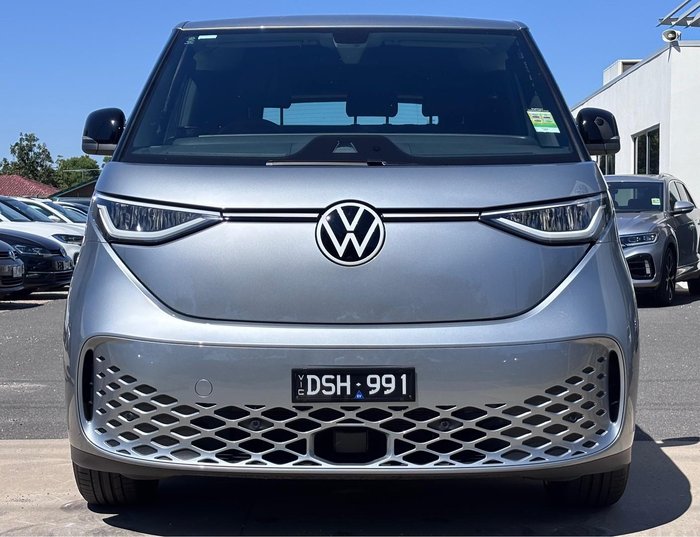 2025 Volkswagen ID. Buzz Cargo BEV550