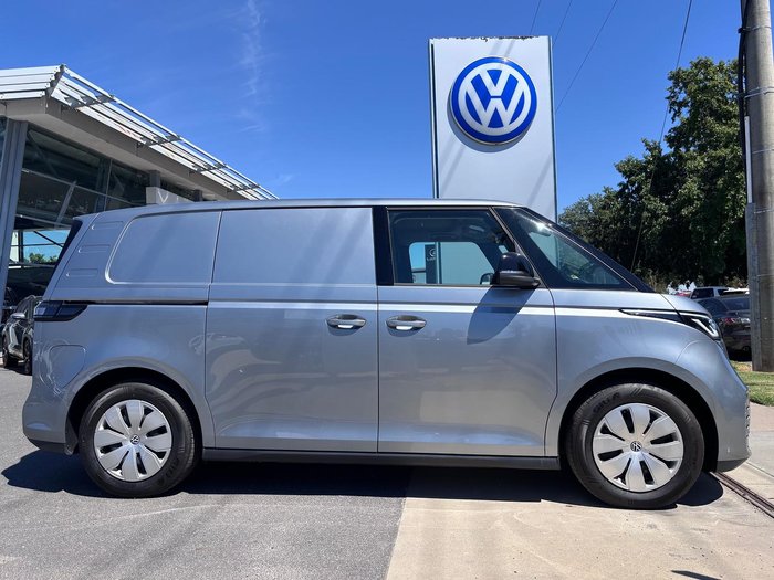 2025 Volkswagen ID. Buzz Cargo BEV550