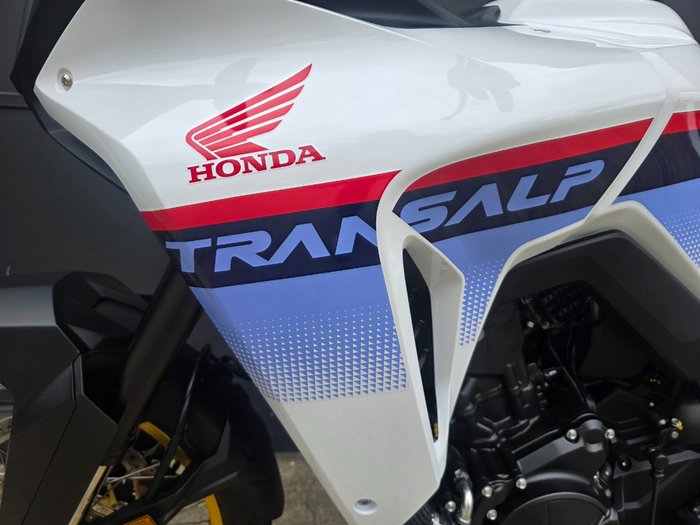 2024 Honda XL750 TRANSALP WHITE