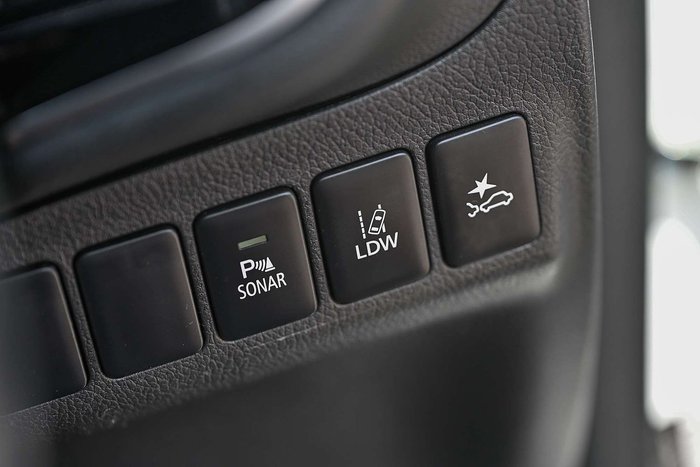 2021 Mitsubishi Outlander ES