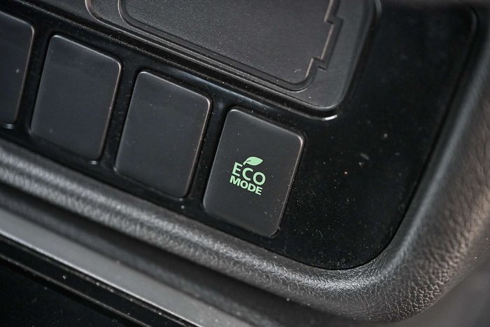 2021 Mitsubishi Outlander ES