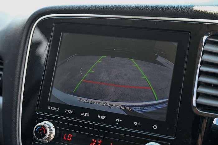 2021 Mitsubishi Outlander ES