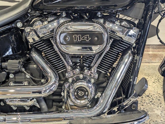 2022 Harley-Davidson Fat Boy 114 (FLFBS) Softail Black