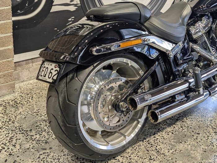 2022 Harley-Davidson Fat Boy 114 (FLFBS) Softail Black