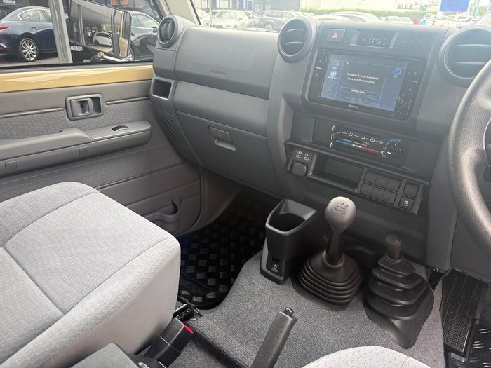 2025 Toyota Landcruiser GXL