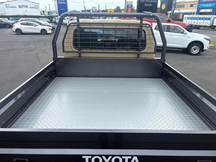 2025 Toyota Landcruiser GXL