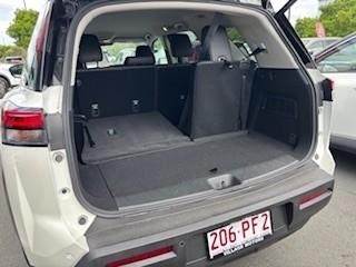 2024 Nissan Pathfinder Ti