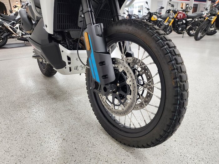 2025 CFMOTO 2025 Cf Moto 800CC 800MT-X Zephyr Blue