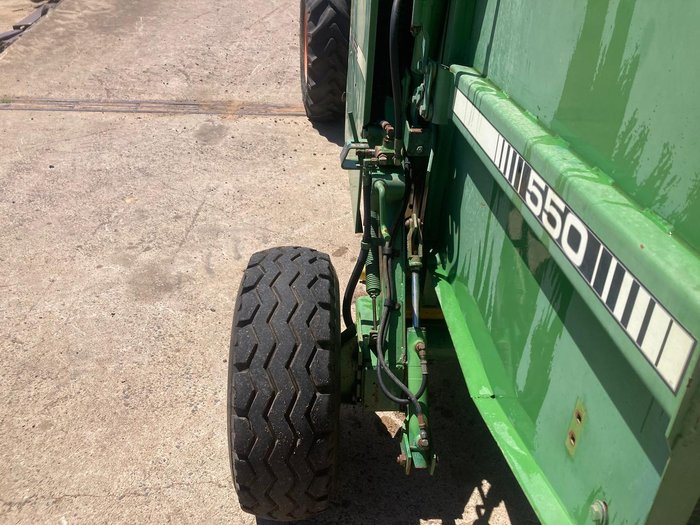 1990 John Deere 550