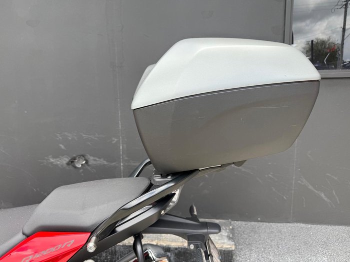 2017 BMW R 1200 R R 1200 Red