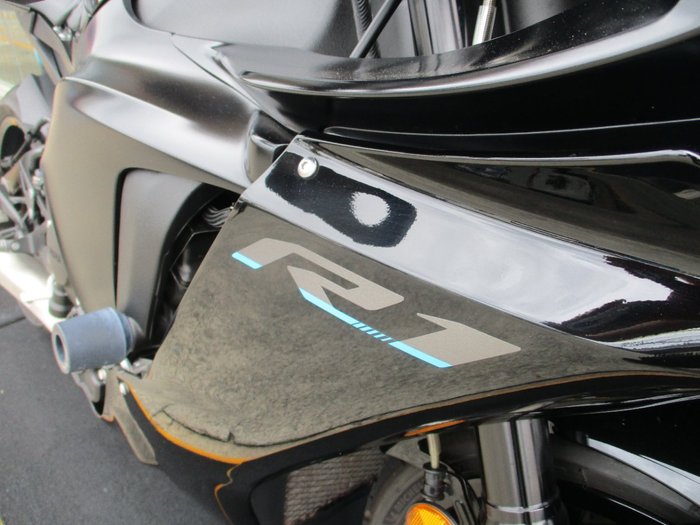 2023 Yamaha YZF-R1 Black