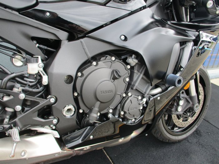 2023 Yamaha YZF-R1 Black