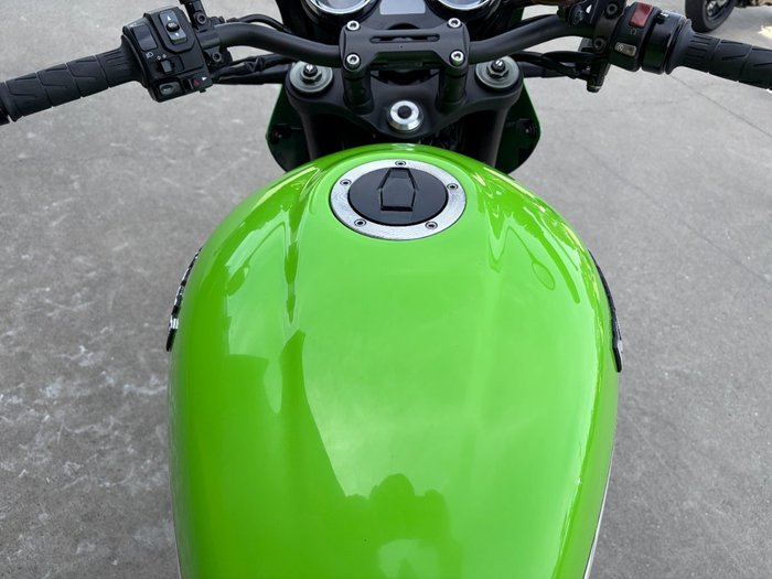 2018 Kawasaki Z900RS CAFE Green