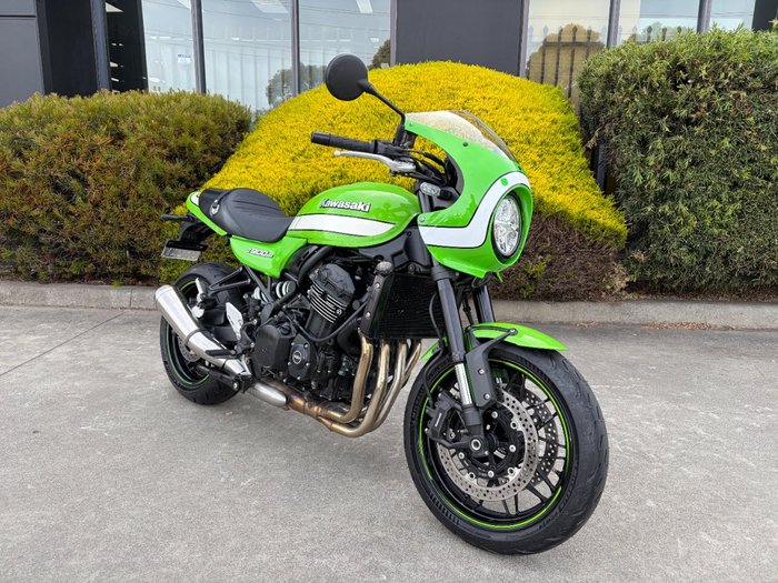 2018 Kawasaki Z900RS CAFE Green