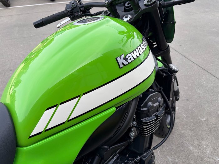 2018 Kawasaki Z900RS CAFE Green