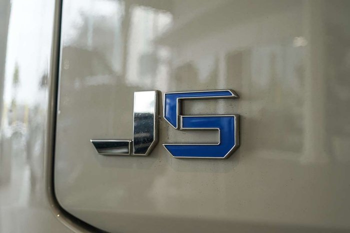 2025 Jaecoo J5 EV Summit