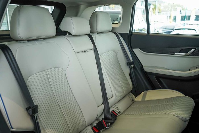 2025 Jaecoo J5 EV Summit