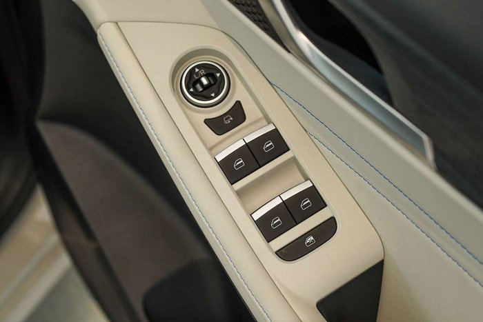 2025 Jaecoo J5 EV Summit