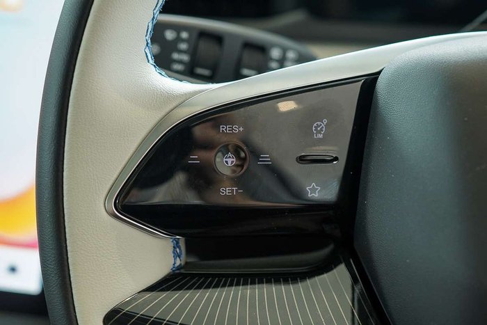 2025 Jaecoo J5 EV Summit