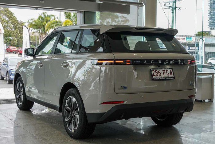 2025 Jaecoo J5 EV Summit