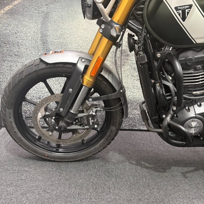 2024 Triumph SCRAMBLER 400 X