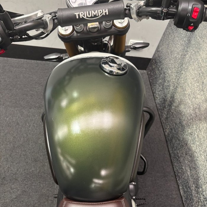 2024 Triumph SCRAMBLER 400 X