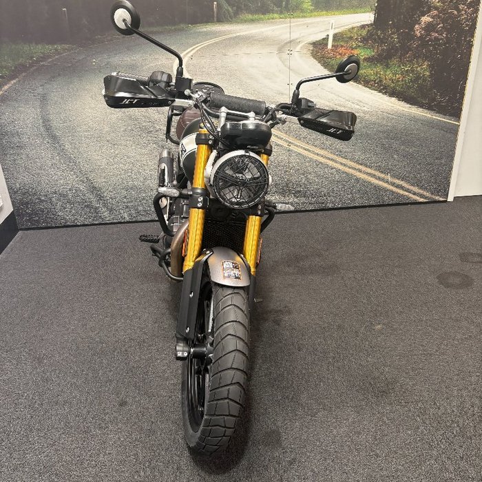 2024 Triumph SCRAMBLER 400 X