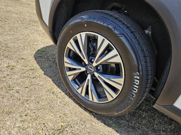 2024 Nissan X-TRAIL ST-L